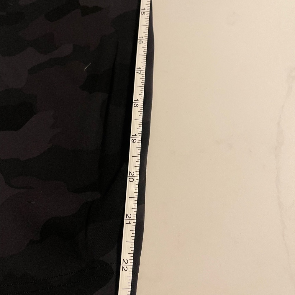 Lululemon Camouflage Leggings Size:6 unsure of style - Picture 11 of 13